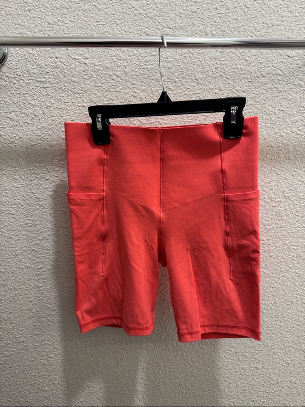 Offline Women's High-Waist Coral Active Shorts